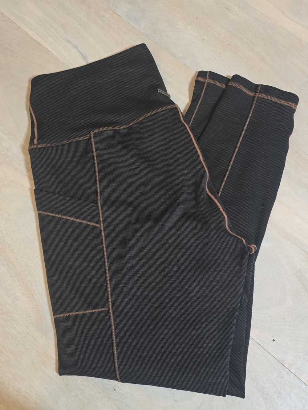 prAna Becksa Ribbed High Rise 7/8 Pocket Leggings Gray L